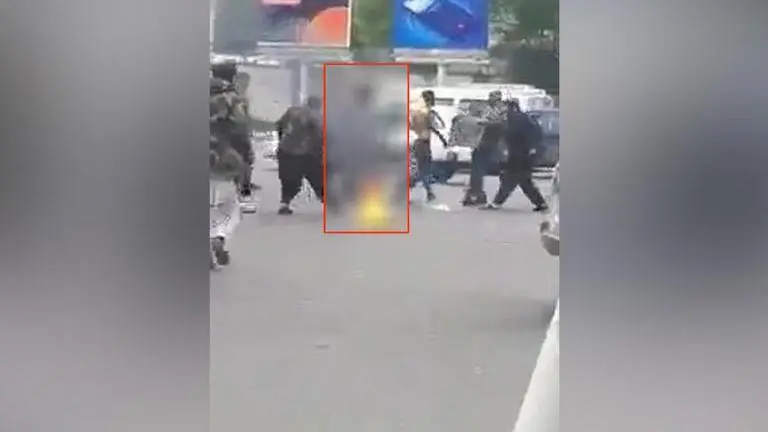 Afghanistan: Poverty forces man to set himself on fire in front of 4-yr-old son in Kabul Afghanistan