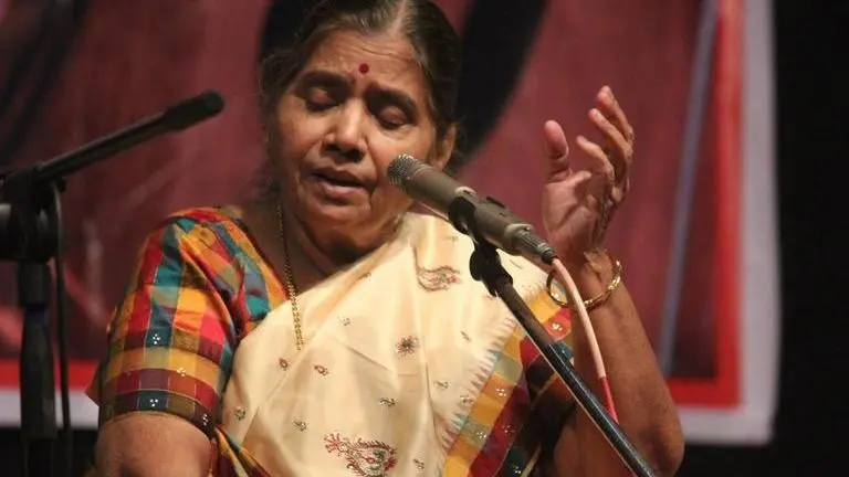 Hindustani classical vocalist Malini Rajurkar dies at 82 due to age-related issues Malini Rajurkar