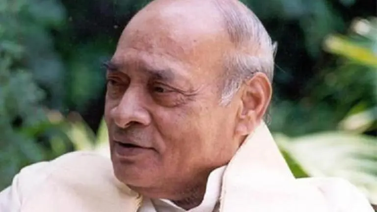 Telangana govt launches Narasimha Rao's birth centenary fete; CM pitches for Bharat Ratna