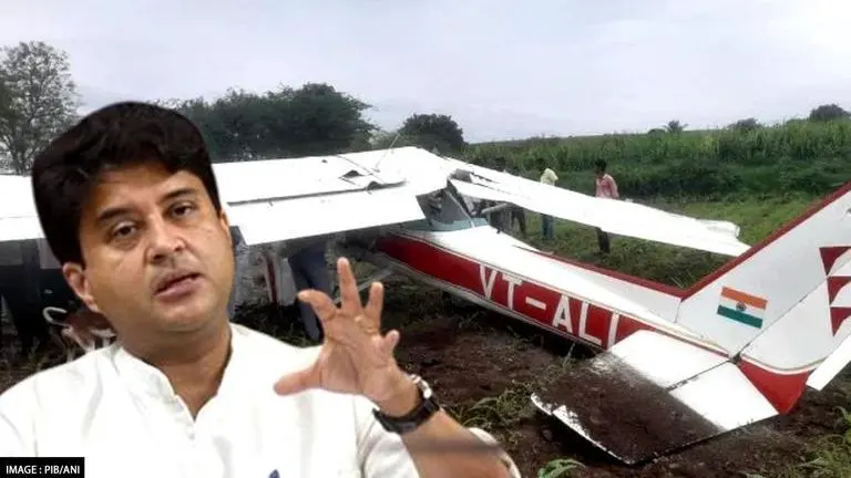 Aviation Min laments 'unfortunate' Pune aircraft crash-landing; DGCA to investigate case Jyotiraditya Scindia