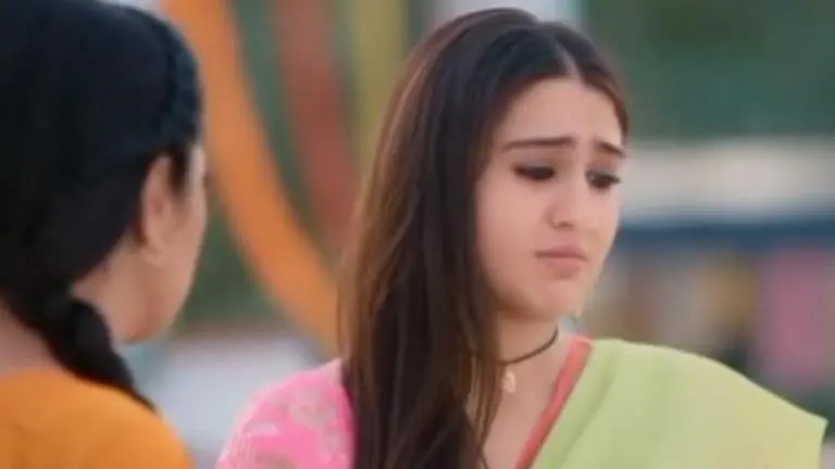 Anupama 24 December 2021 Written Update: Atrangi Re's Rinku Sooryavanshi meets Anu Anupamaa written update