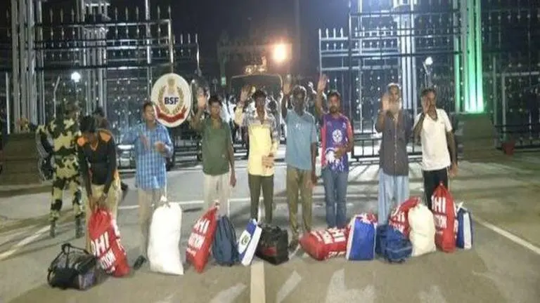 Pakistan hands over 200 Indian fishermen at Attari-Wagah border Fishermen