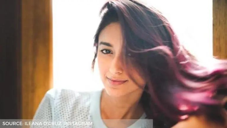 Ileana D'Cruz shows how she 'looks at French toast in the morning' with monochrome pic Ileana D'cruz