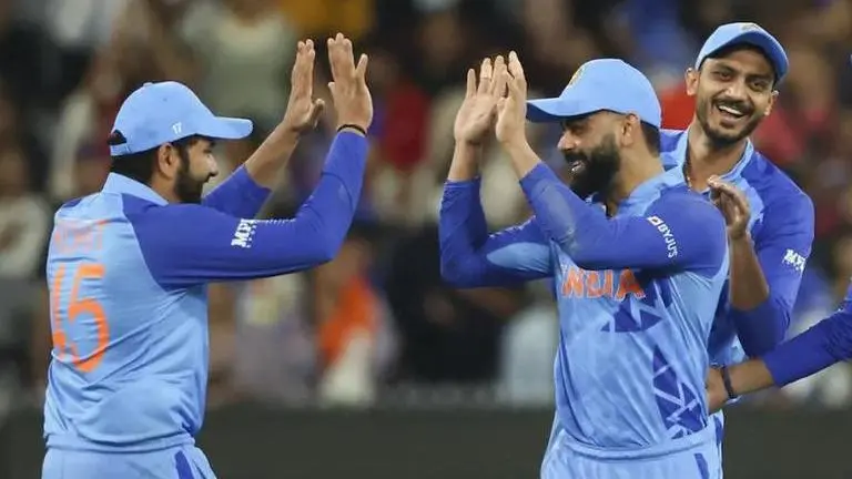 'Rohit Sharma, Shubman, Virat Kohli...': Team India's likely core group for Asia Cup and World Cup revealed Extra Pacer's Slot: Unadkat-Shardul set for tie-breaker to get World Cup berth