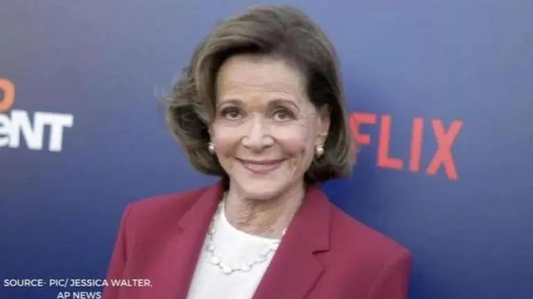 Jessica Walter's death: Netizens pay tribute to actor with GIFs, dialogues from her movies Source AP News
