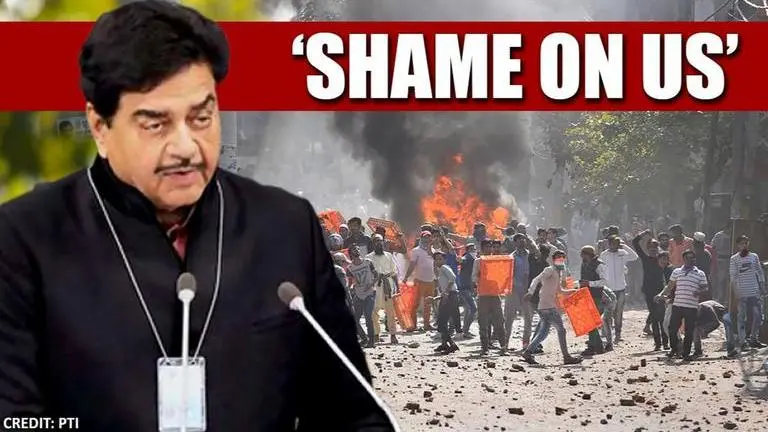 Shatrughan Sinha condemns Delhi violence, says 'Shame on us, we are dividing the nation' Shatrughan Sinha