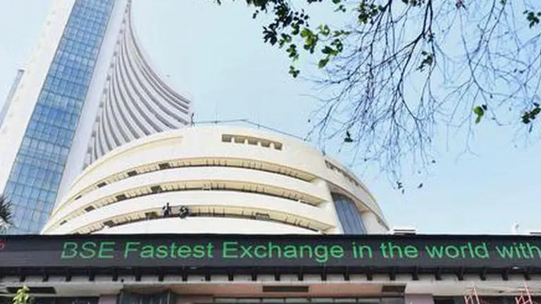 Indices reverse gains; financials topple on COVID provisioning concerns