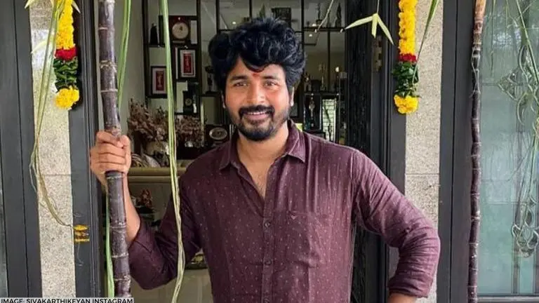 Sivakarthikeyan gives a glimpse of his 'greenhouse' and calls it his 'home garden' Sivakarthikeyan