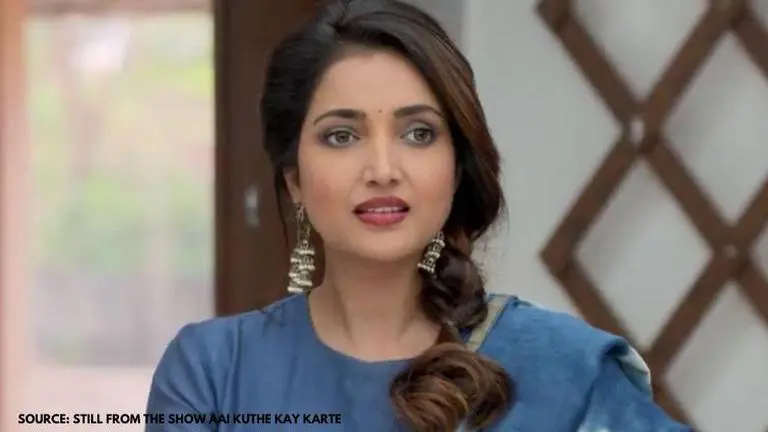 Aai Kuthe Kay Karte Episode Written update Jan 30: Sanjana visits Anirudh at Samridhi aai kuthe kay karte episode