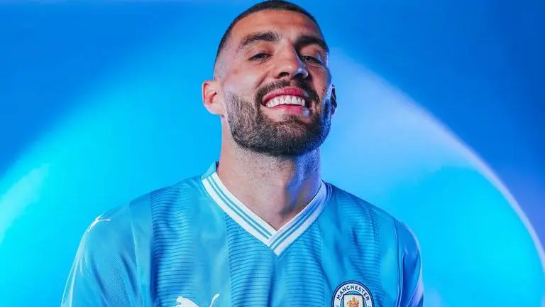 Manchester City complete massive takeover from Chelsea; sign Mateo Kovacic in 4-year deal Mateo Kovacic