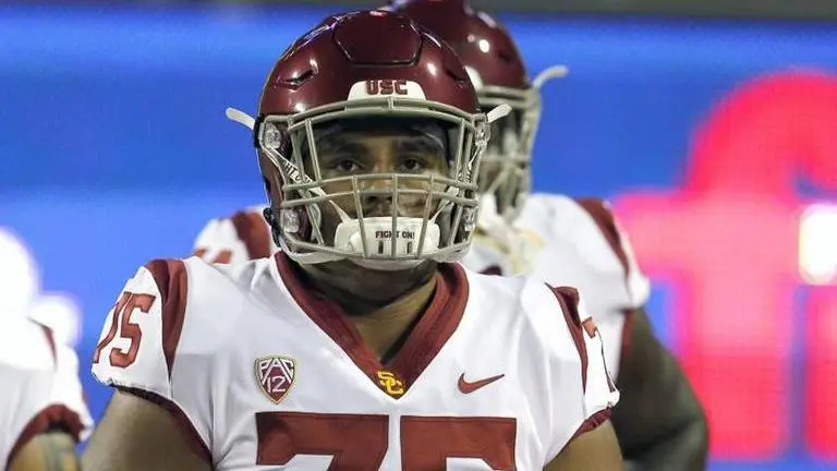 USC OL Alijah Vera-Tucker opts out to prepare for NFL draft