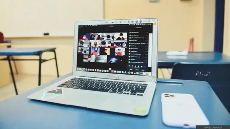 Zoom launches auto-generated closed captions for free accounts; Check how to enable them Zoom launches auto-generated closed captions for free accounts, read details here