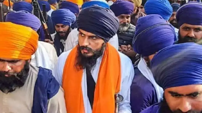 Crackdown on Amritpal Singh: Alert sounded in Himachal, security beefed up on state border Amritpal Singh