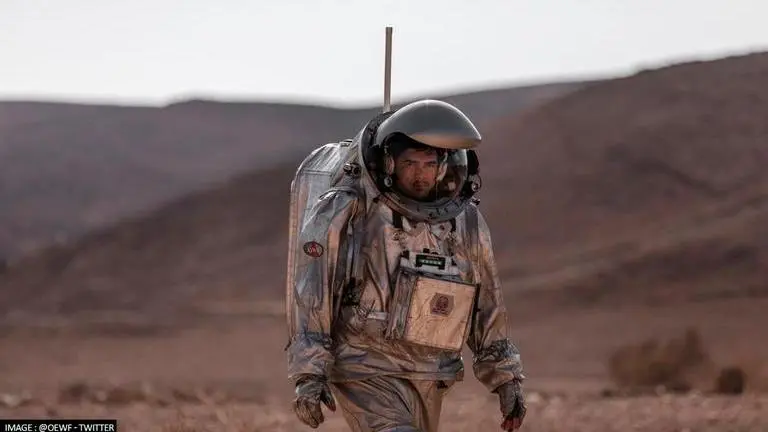 Astronauts complete 21-day Mars simulation exercise in Israel's Negev desert Astronauts