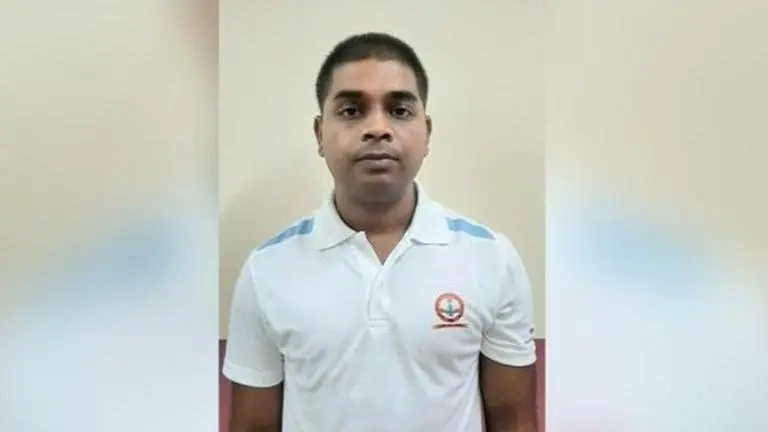 Honey-trapped Air Force officer leaks sensitive data about defence installations; arrested Indian Air Force