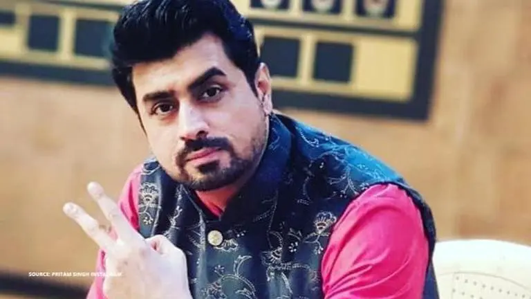 RJ Pritam saves couple from goons, shares horrific details on Twitter RJ Pritam Singh