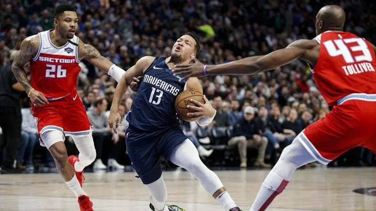Mavs guard Brunson has shoulder surgery with season on hold Mavs guard Brunson has shoulder surgery with season on hold