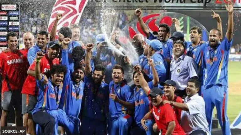 Ravi Shastri recalls 10 years of epic commentary piece on MS Dhoni's WC winning six: WATCH Ravi Shastri