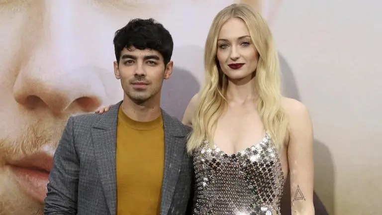 Joe Jonas opens up about keeping his married with Sophie Turner private: 'It makes me a..' Joe Jonas