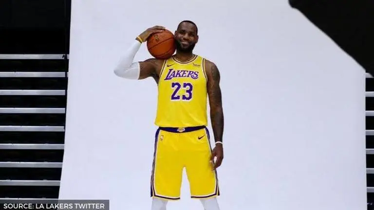 LeBron James named NBA's Best Player over Giannis in survey of scouts, executives lebron james