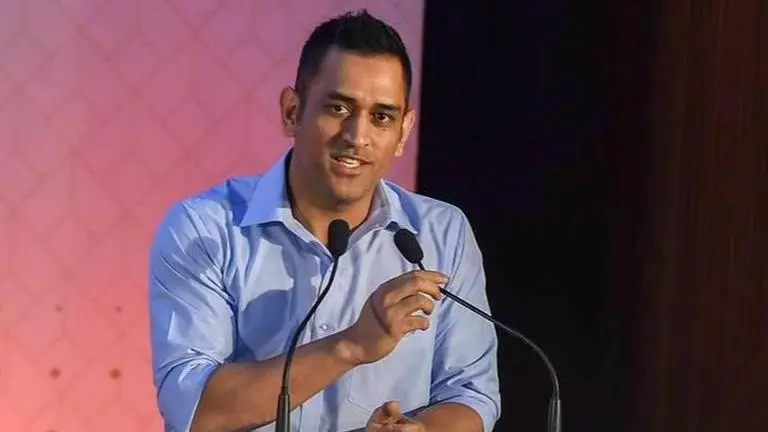 Teaching is an art, says MS Dhoni, hailing the profession and his teachers