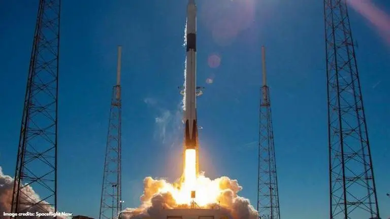 SpaceX delays launch of 10th Starlink mission; says "need more time for checkouts" SpaceX