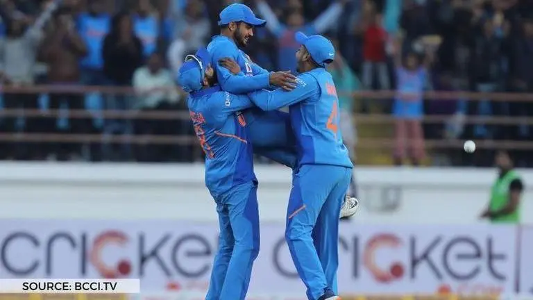 Manish Pandey turns 31: BCCI celebrates occasion with SRH star's top catch; watch video Manish Pandey