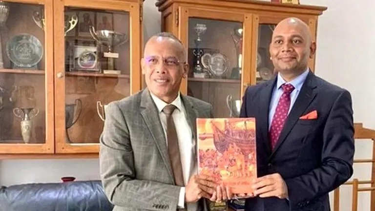 Indian Ambassador meets Madagascar Defence Min; discusses bilateral defence co-operation Indian Ambassador