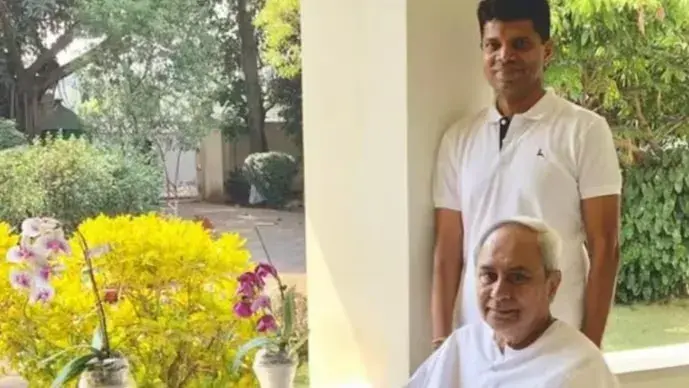 Who is VK Pandian? A powerful former bureaucrat from Odisha Who's VK Pandian? Strong ex-bureaucrat of Odisha
