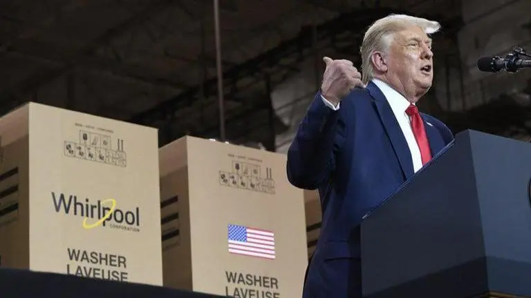 Trump targets Canada, re-imposing tariffs on aluminum