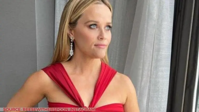 Reese Witherspoon shares quirky video of how she got her 'Oscars Glam'; check out here Source: Reese Witherspoon Instagram