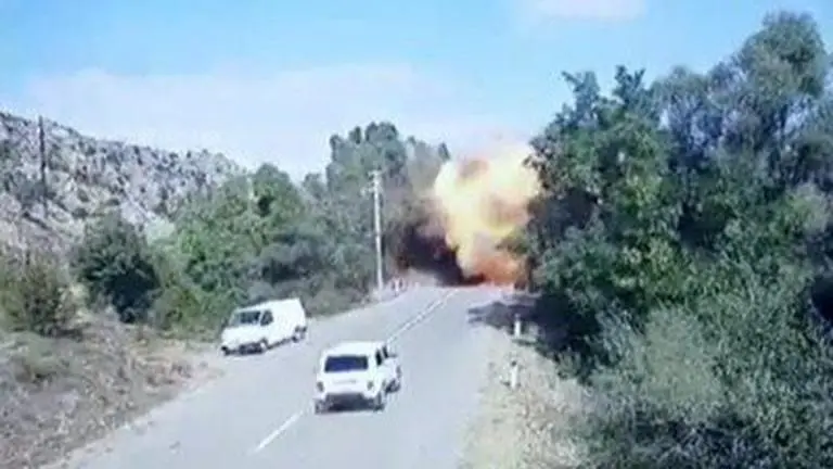 Thousands in Armenia fleeing N-Karabakh fighting