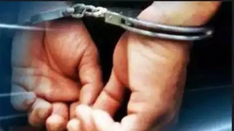 One arrested with 882 bottles of banned cough syrup in Kolkata West Bengal