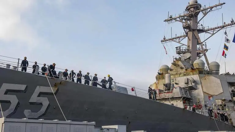 Iran's patrol boat attempted to harass US Navy ships in the Strait of Hormuz, says CENTCOM Iran