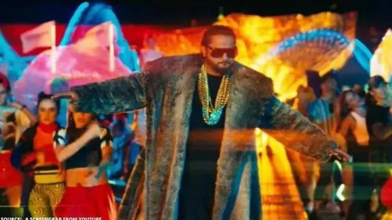 'Yo Yo Honey Singh is back with a bang,' say fans on his new 'Loca' song Yo Yo Honey Singh