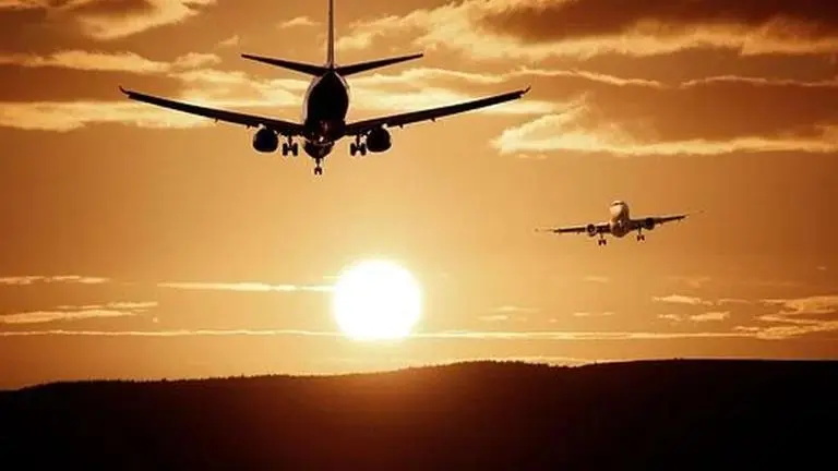 Hundreds stranded in Peru to board charter flights