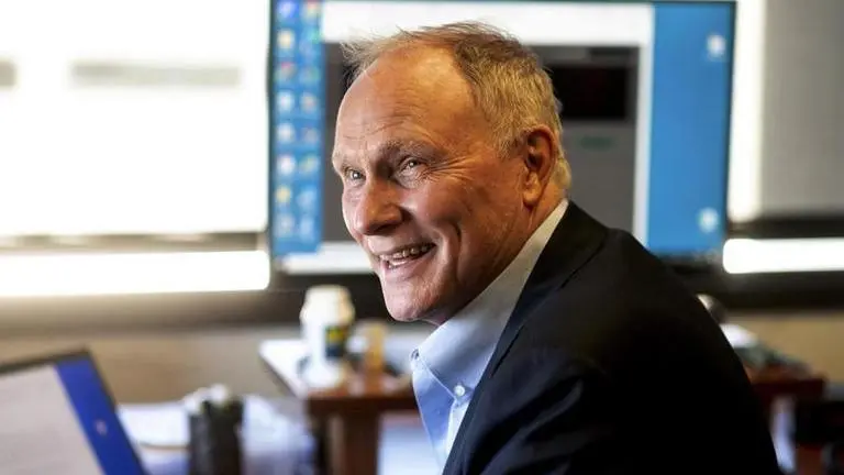 Economist wins Nobel for research on wages, jobs Economist