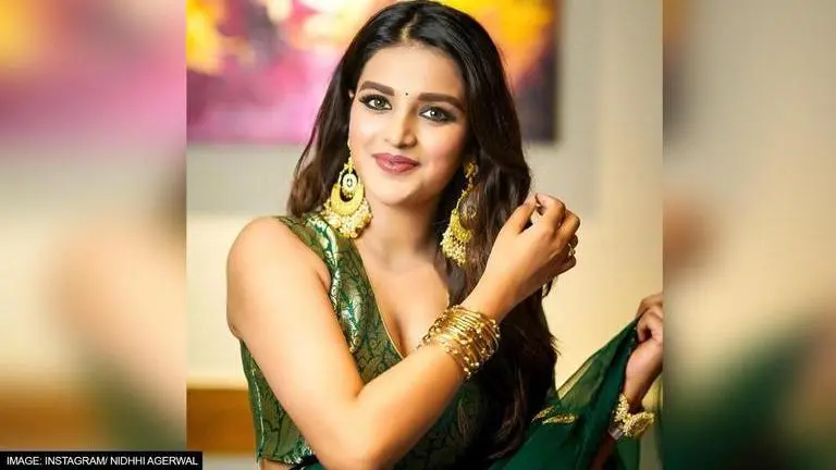 'Eesvaran' actor Nidhhi Agerwal reveals she has upcoming B'wood plans in an AMA Nidhhi Agerwal