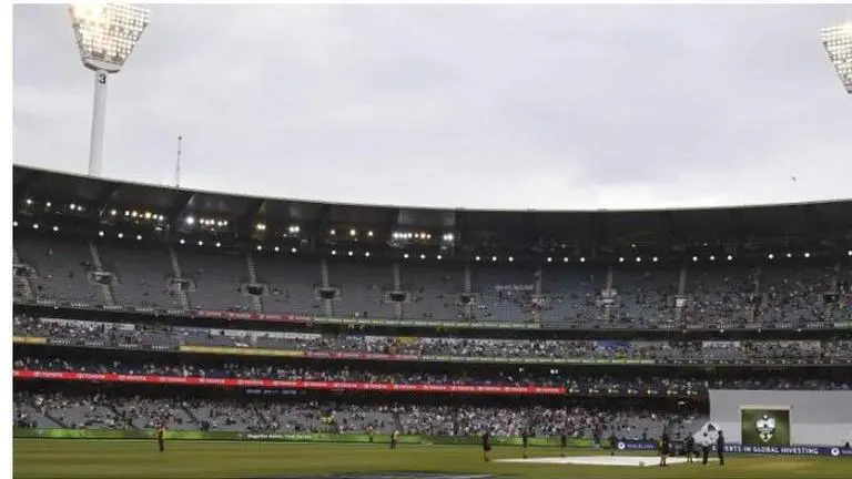 MCG may witness spectator surge if 3rd Test is shifted from Sydney MCG