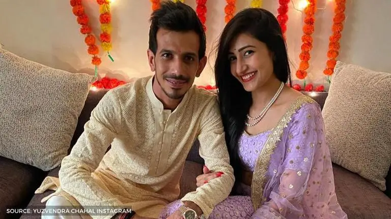 Yuzvendra Chahal asks Dhanashree Verma for shampoo options after trolling her hair: Watch Yuzvendra Chahal