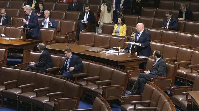 Senate approves bill to avoid shutdown, sending it to Trump