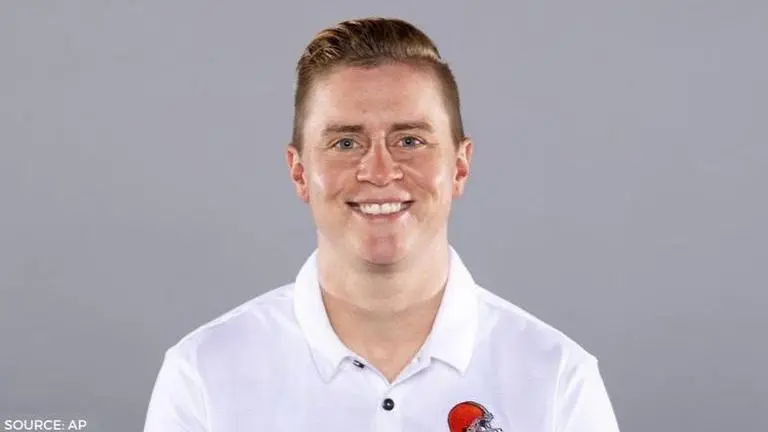 Browns coach Callie Brownson makes history, becomes 1st woman to coach NFL position group browns female coach