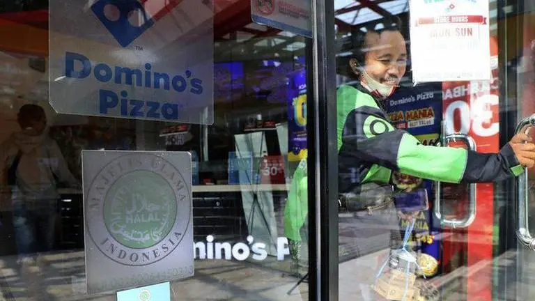 Concern among Muslims over halal status of COVID-19 vaccine