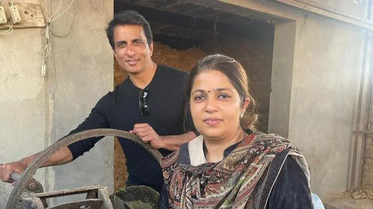 Sonu Sood proud of sister Malvika after Punjab elections, extends thanks people of Moga sonu sood, malvika sood sachar, punjab elections