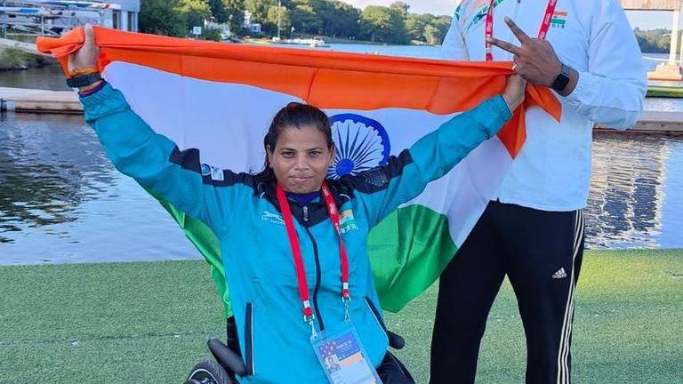 Pooja Ojha wins first medal for India in Canoe Sprint World ...