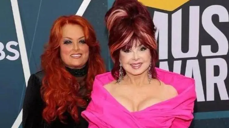 Wynonna Judd reflects on love, loss, grief & power of music after mom Naomi Judd's death Wynonna Judd