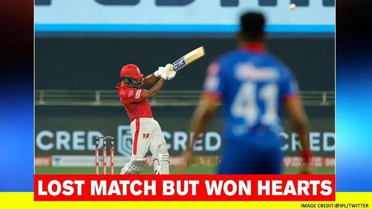 Mayank Agarwal's gritty innings against Delhi goes in vain, netizens laud his heroics https://twitter.com/133_Hobart/status/1307746185877180416