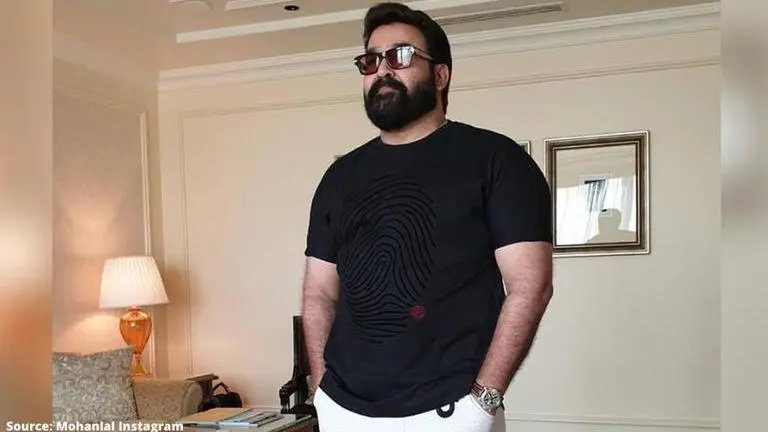 Mohanlal sings a song for health workers in Kerala over video call mohanlal