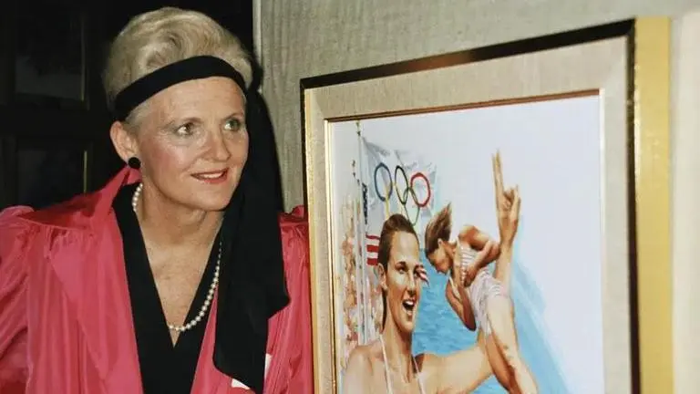 Pat McCormick, 4-time Olympic diving champion, dies at 92 Pat McCormick