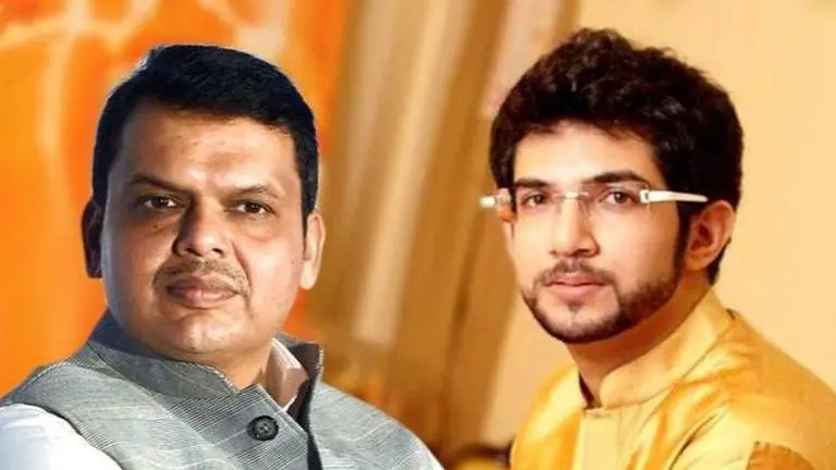 Locked in power tussle, BJP and Sena try to win over Independent MLAs Power Tussle